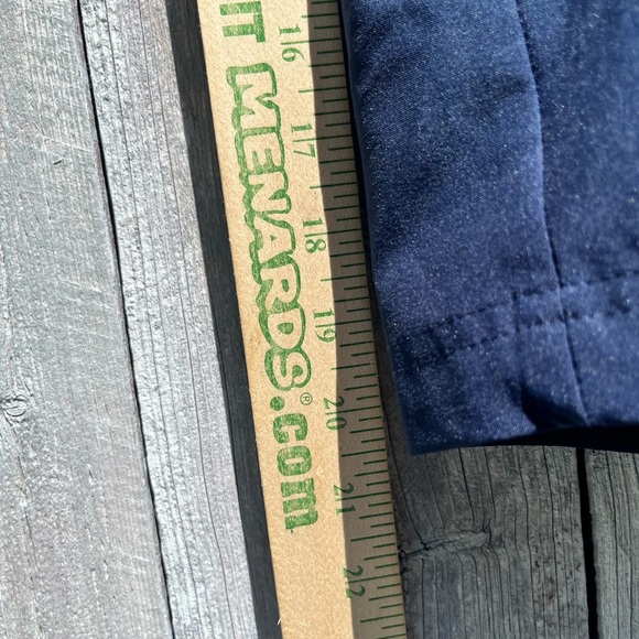 Izod Golf Men’s Size 40 Solid Blue Flat Front Navy Blue Golf Shorts - Picture 6 of 8